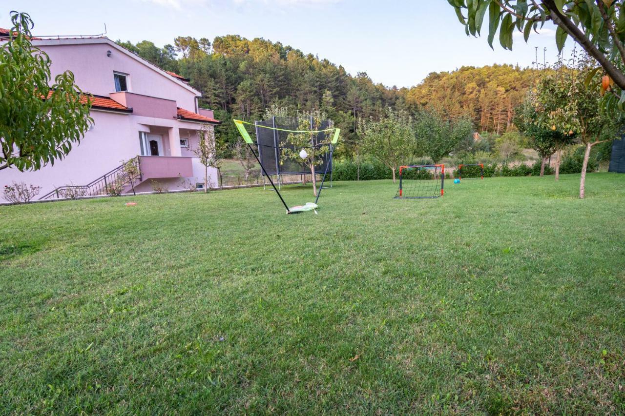 Green Paradise Estate Trilj Esterno foto